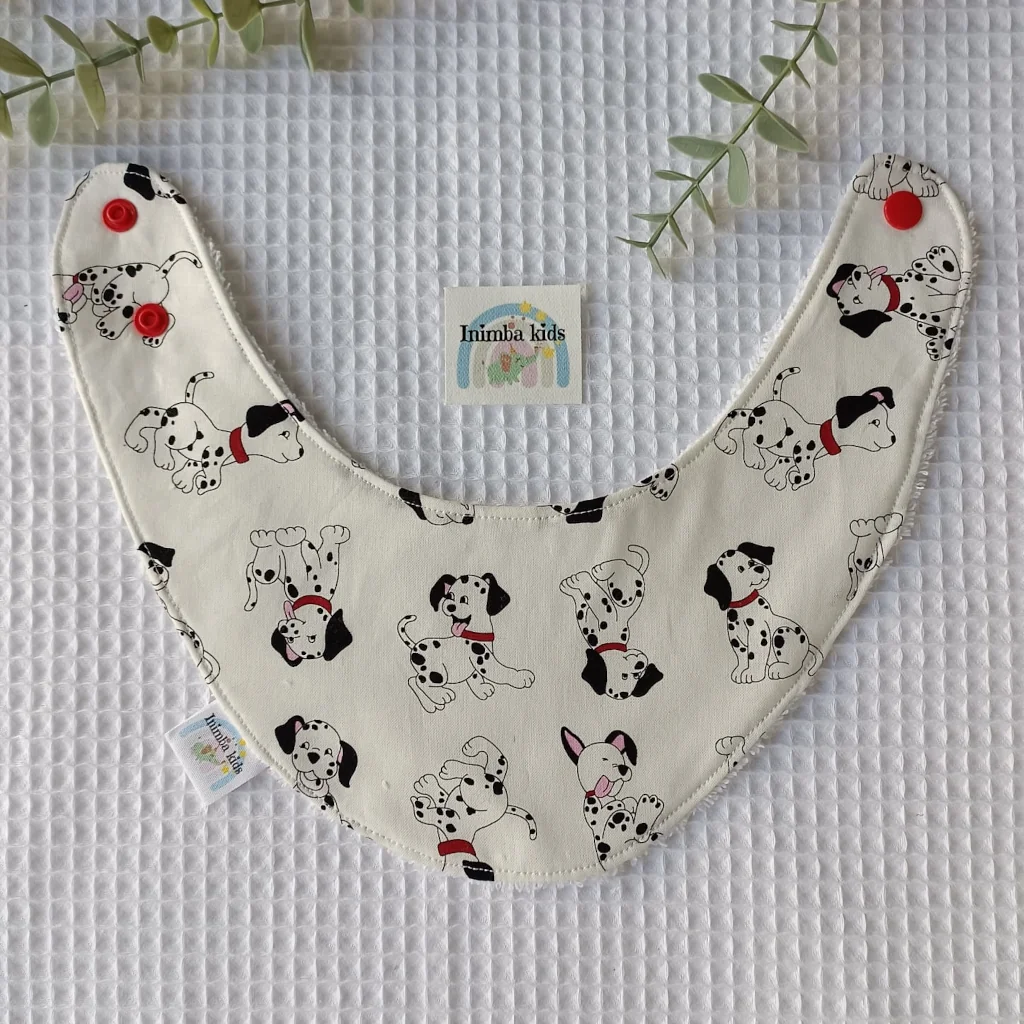 Bandana artesanal disney 101 dalmatas hecha a mano personalizada handmade