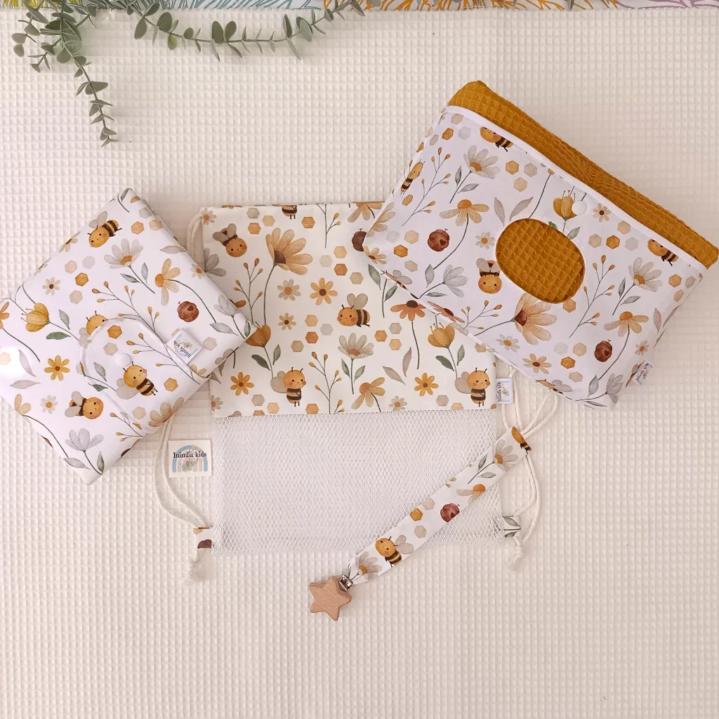 Canastilla bebe artesanal hecha a mano personalizable handmade abejas y flores