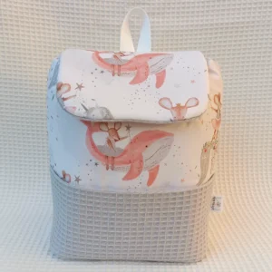 Mochila artesanal guardería hecha a mano handmade caballos ballenas diseño 2